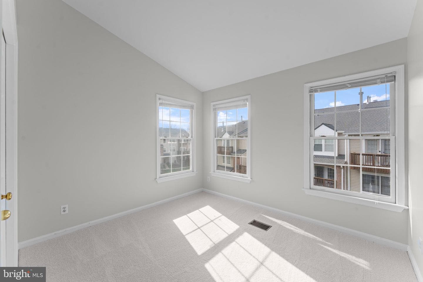 4031 Chetham Way photo 47