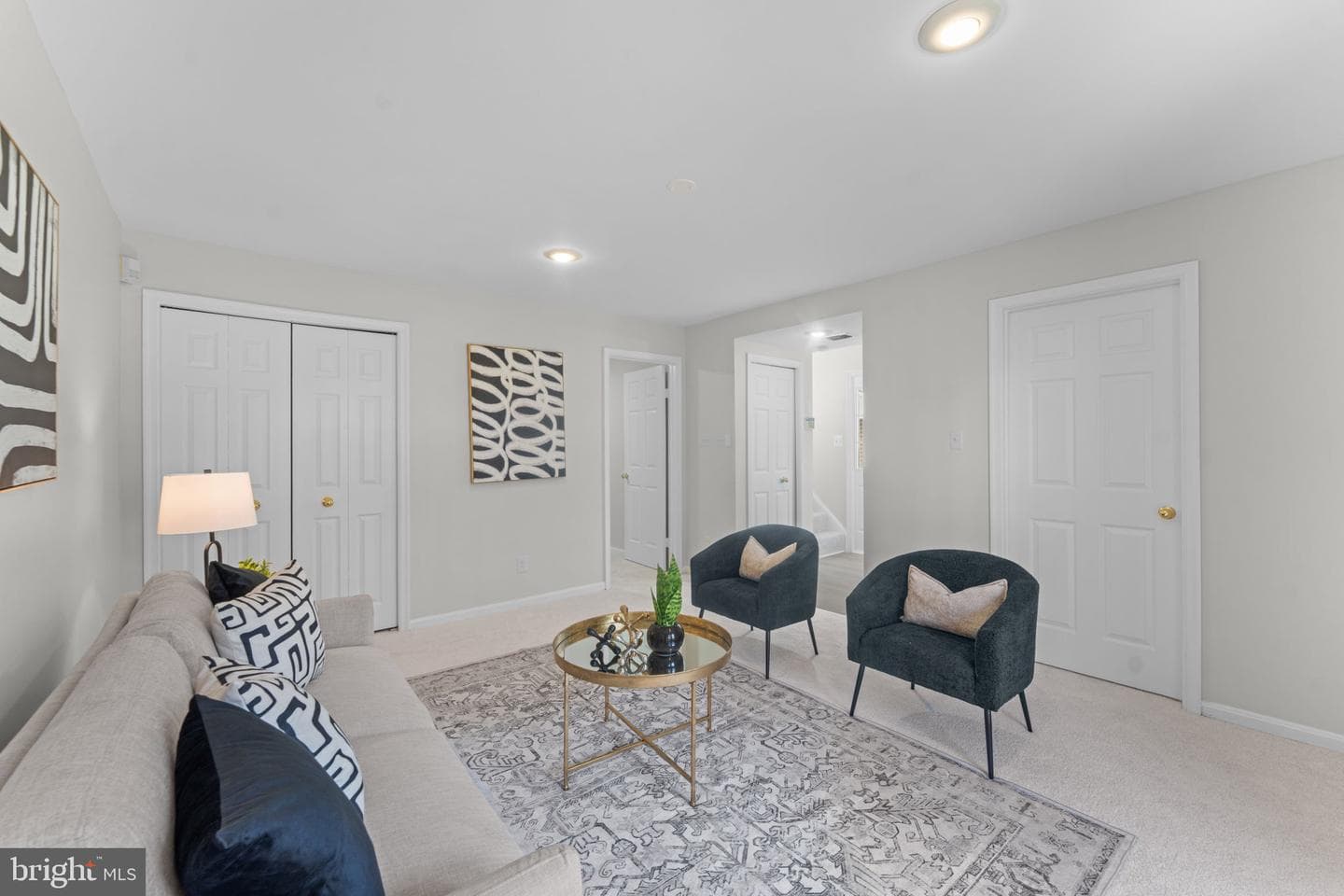 4031 Chetham Way photo 9