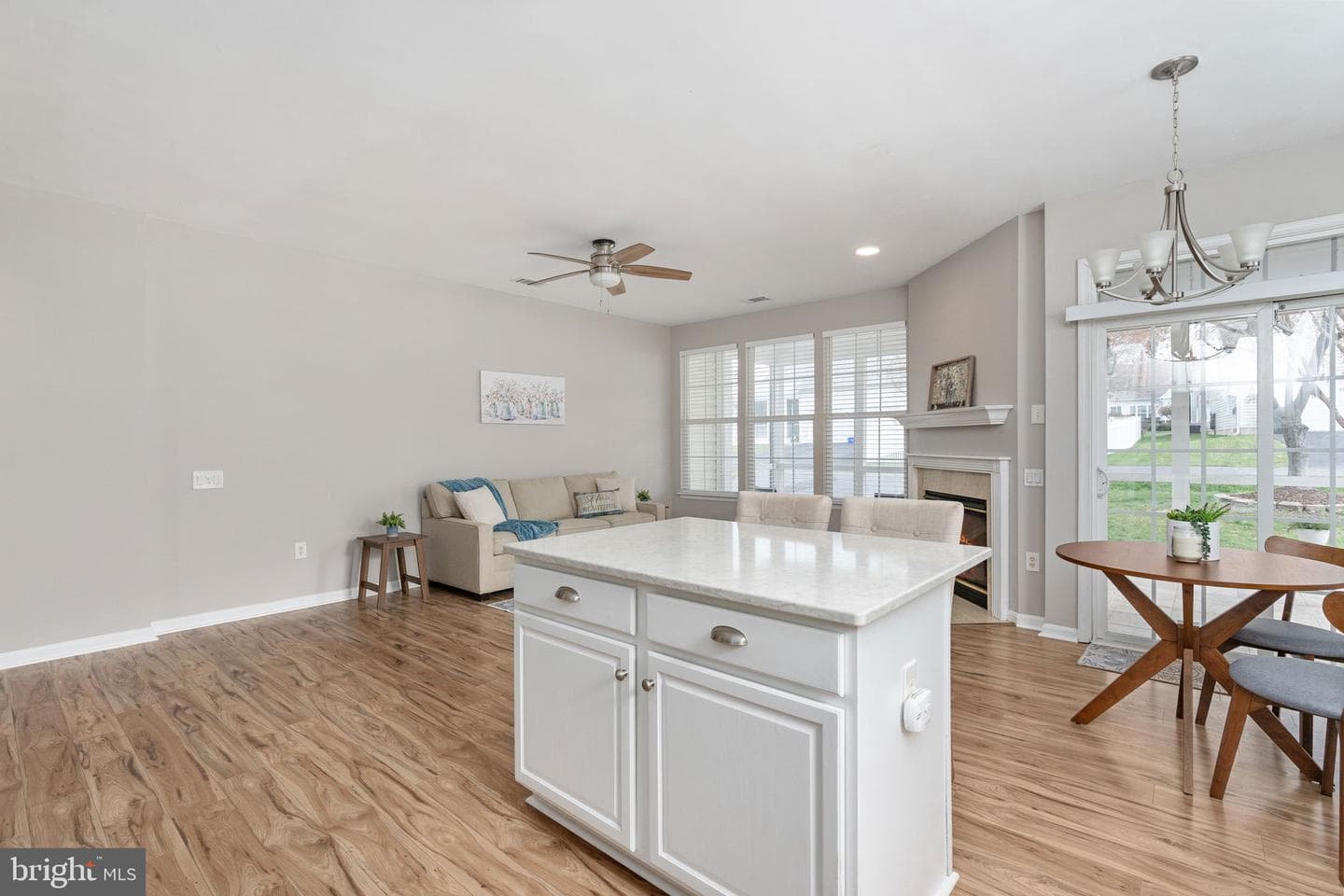 12966 Dunbarton Drive photo 25