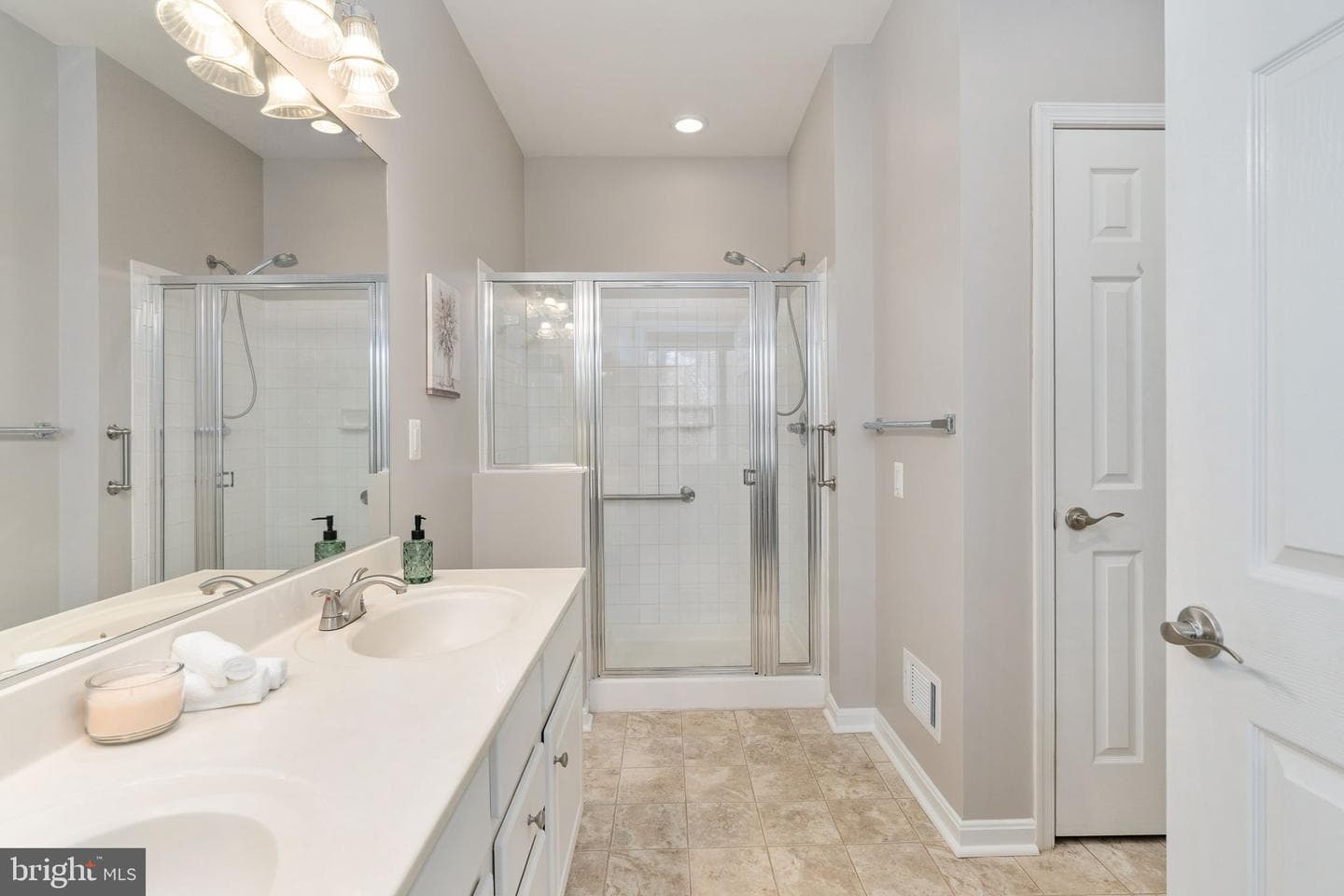 12966 Dunbarton Drive photo 37