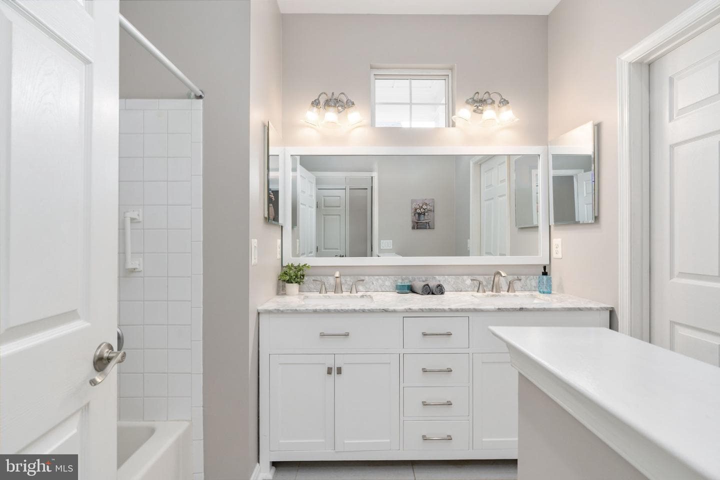 12966 Dunbarton Drive photo 42