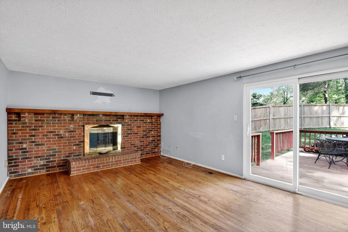 4884 Tobacco Way photo 7