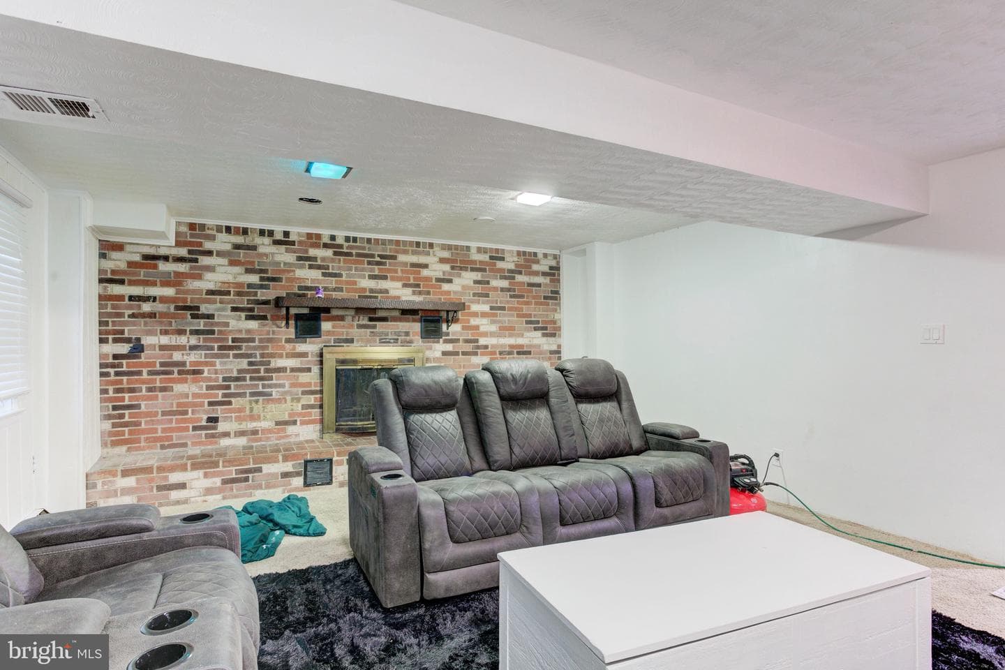14810 Edgewater Drive photo 9