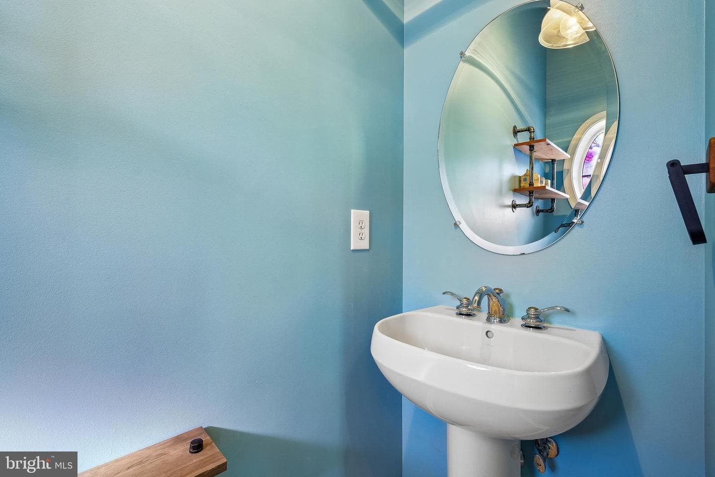 13754 Fleet Street photo 12