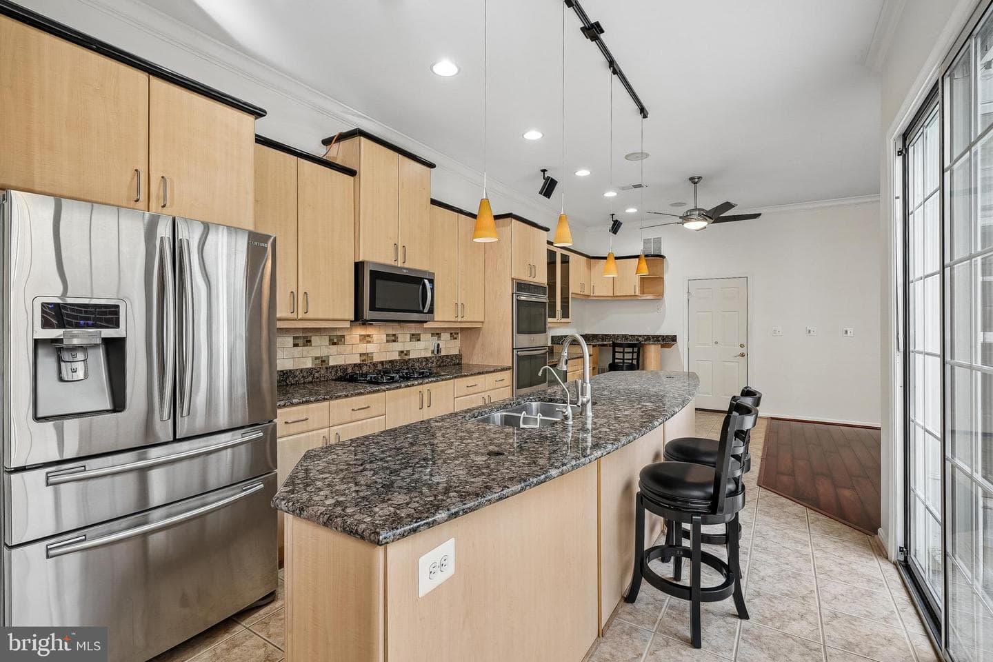 13754 Fleet Street photo 14