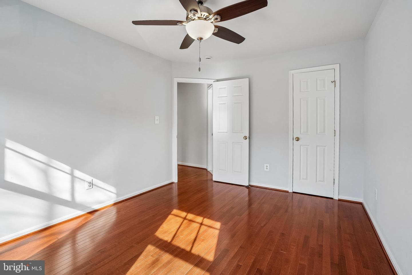 13754 Fleet Street photo 29