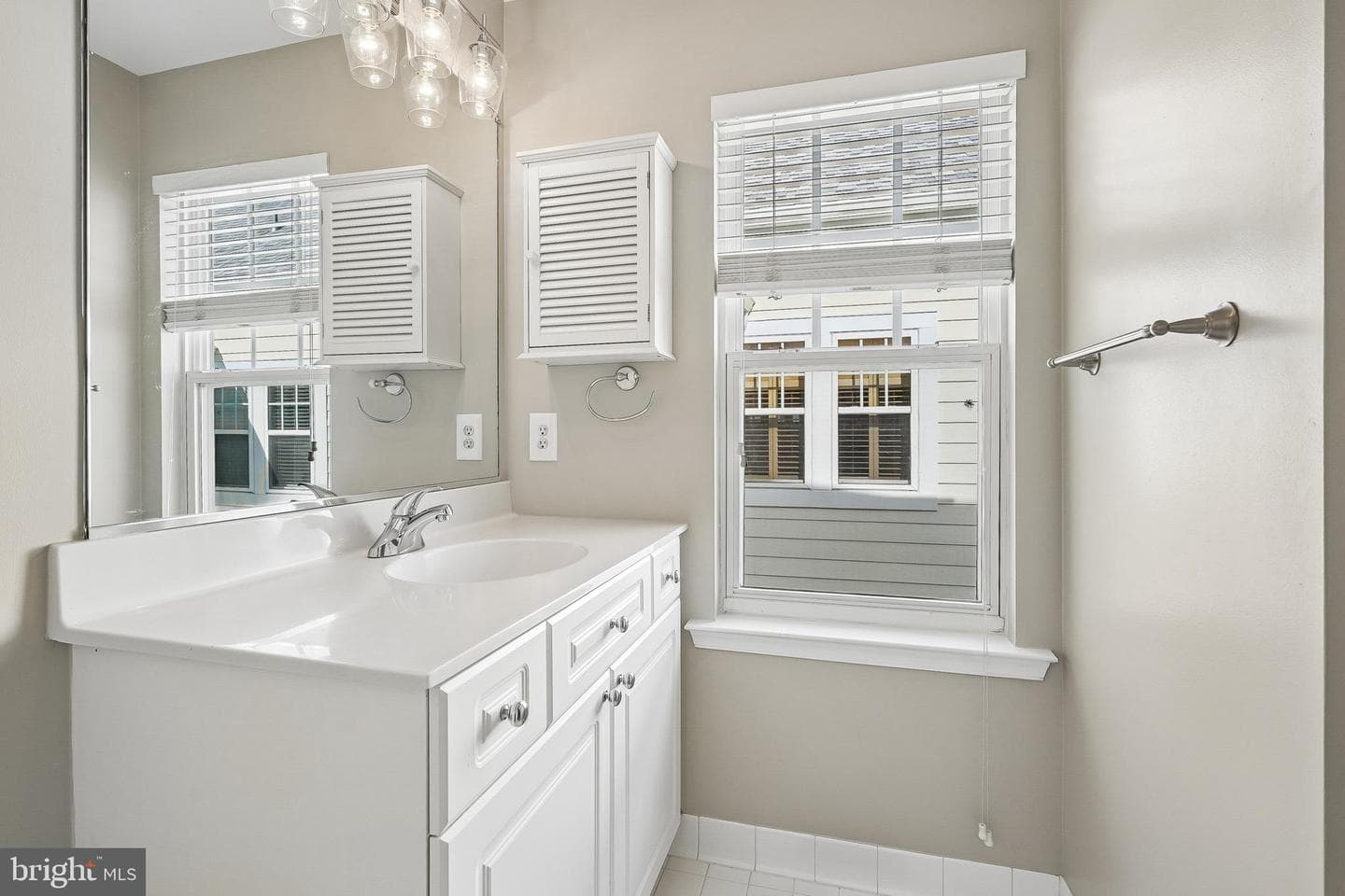 13754 Fleet Street photo 31