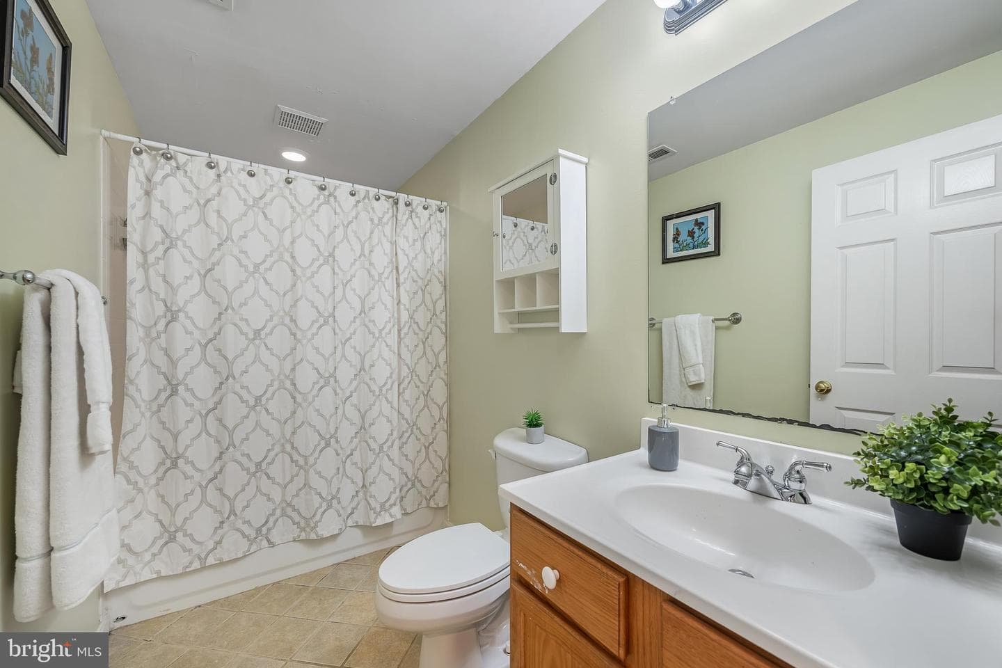 15572 Atterbury Court photo 42