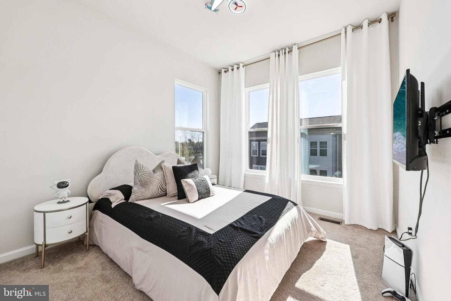 15119 Jaxton Square Lane photo 23