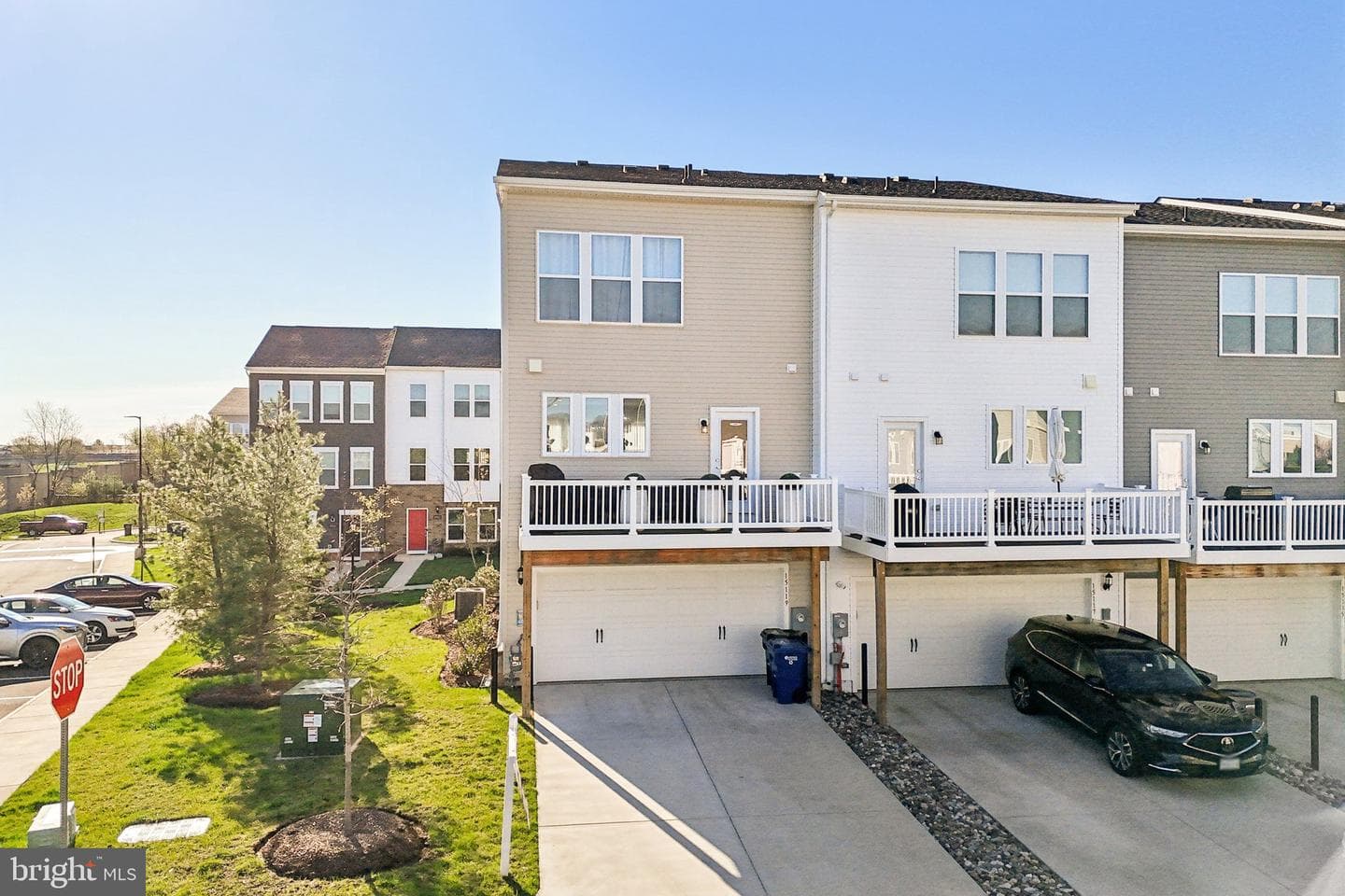15119 Jaxton Square Lane photo 32