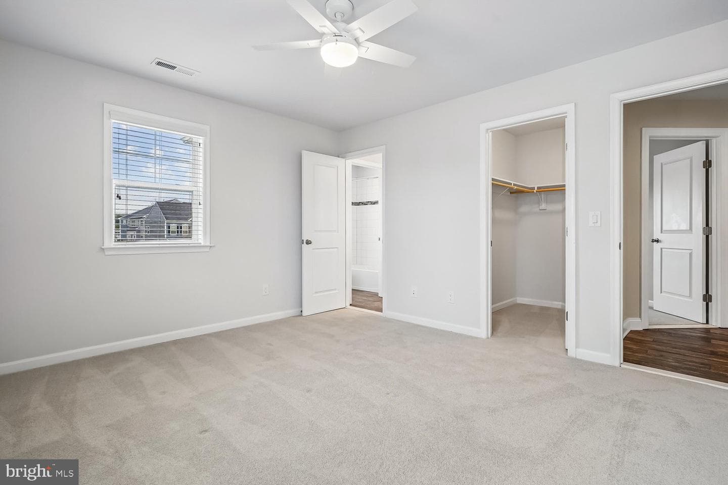 4009 Granary View Court photo 44