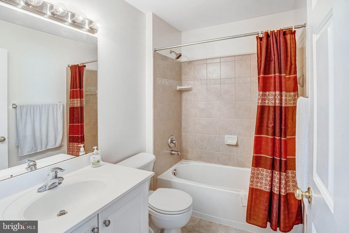 16616 Barge Circle photo 34