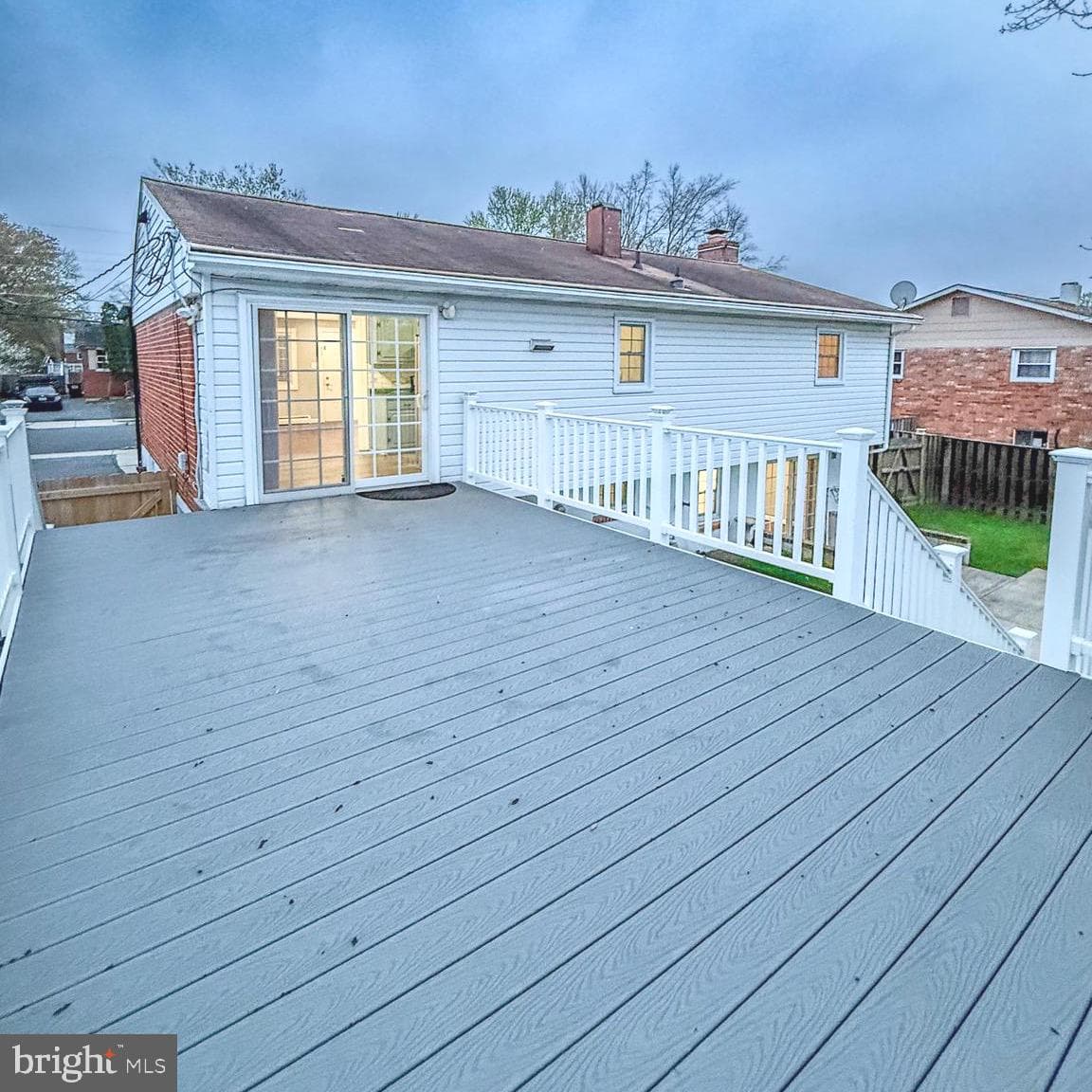 9704 Loudoun Avenue photo 41