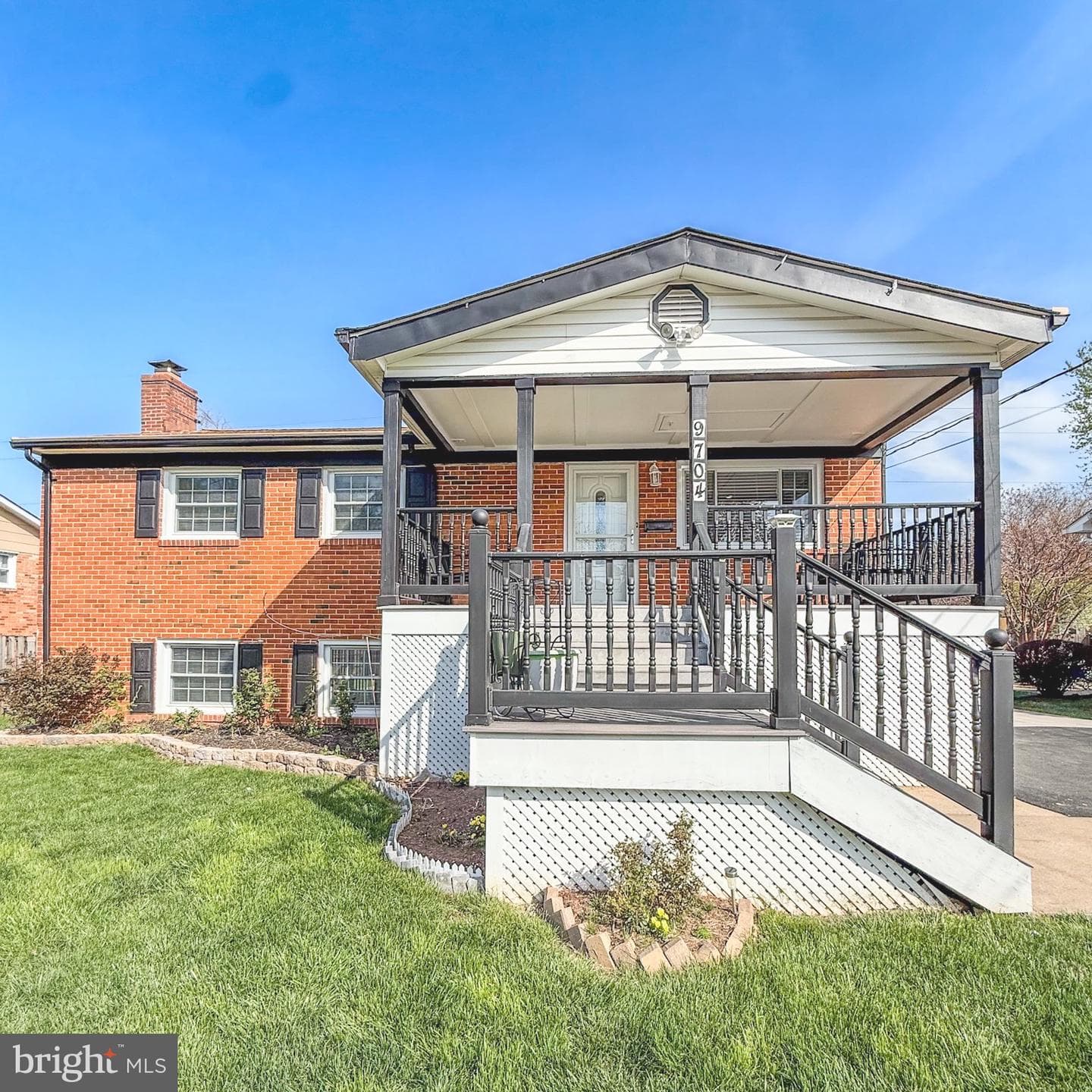 9704 Loudoun Avenue photo 8