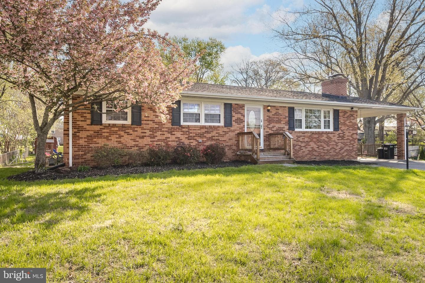7707 Huron Drive photo 3