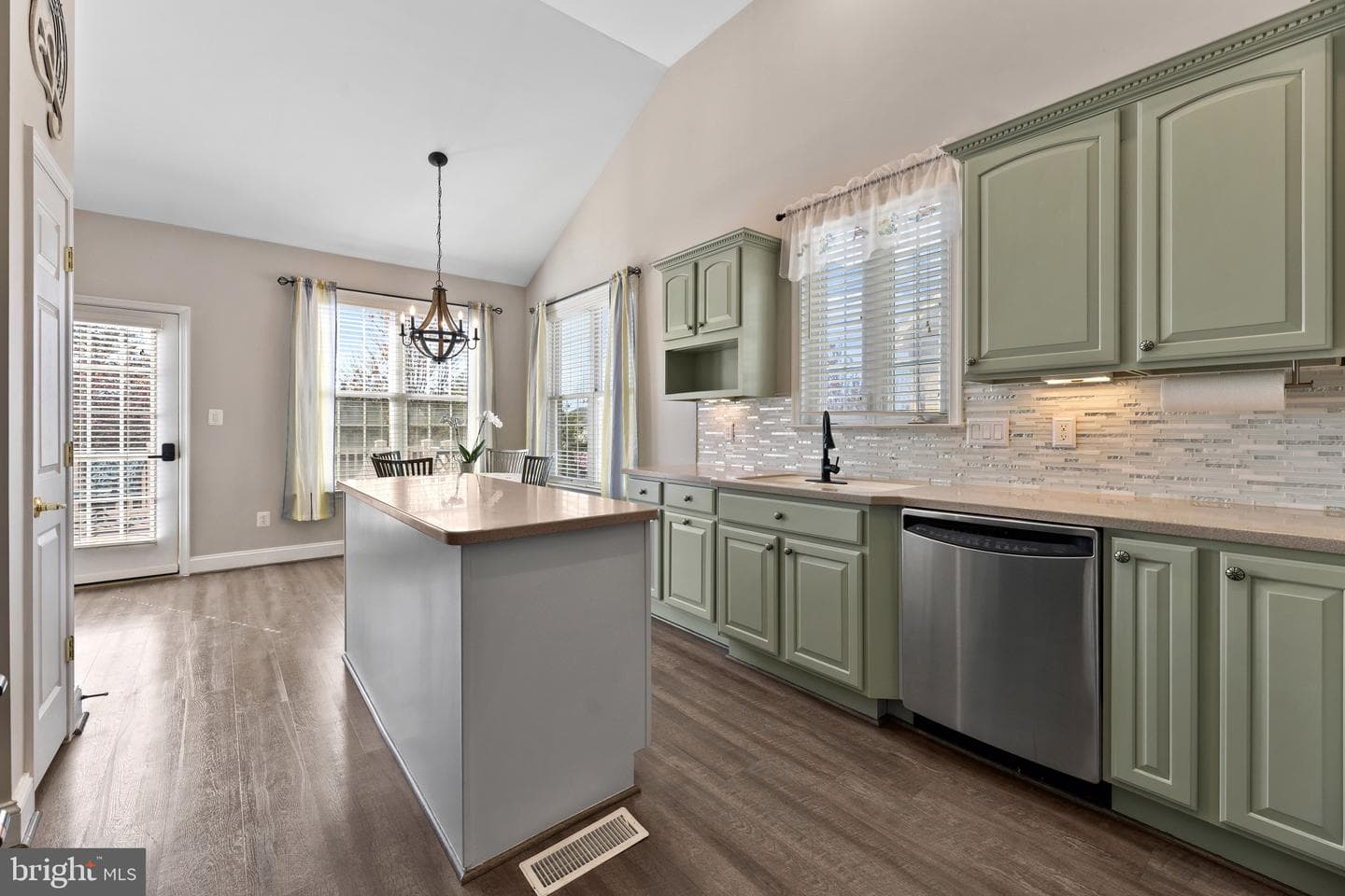 6852 Tred Avon Place photo 7