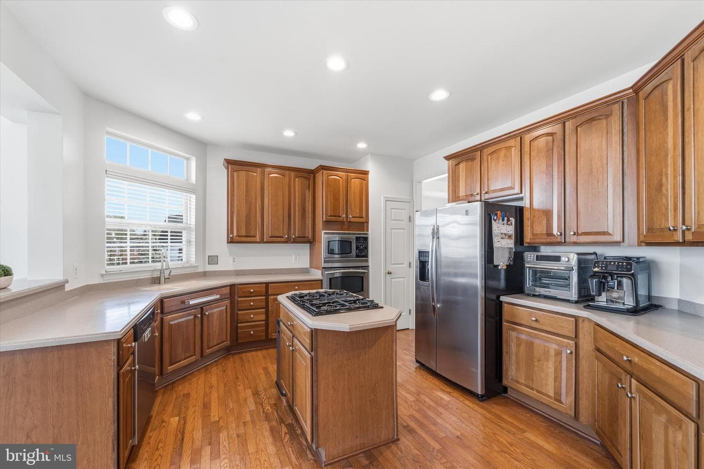 6741 Edgartown Way photo 12