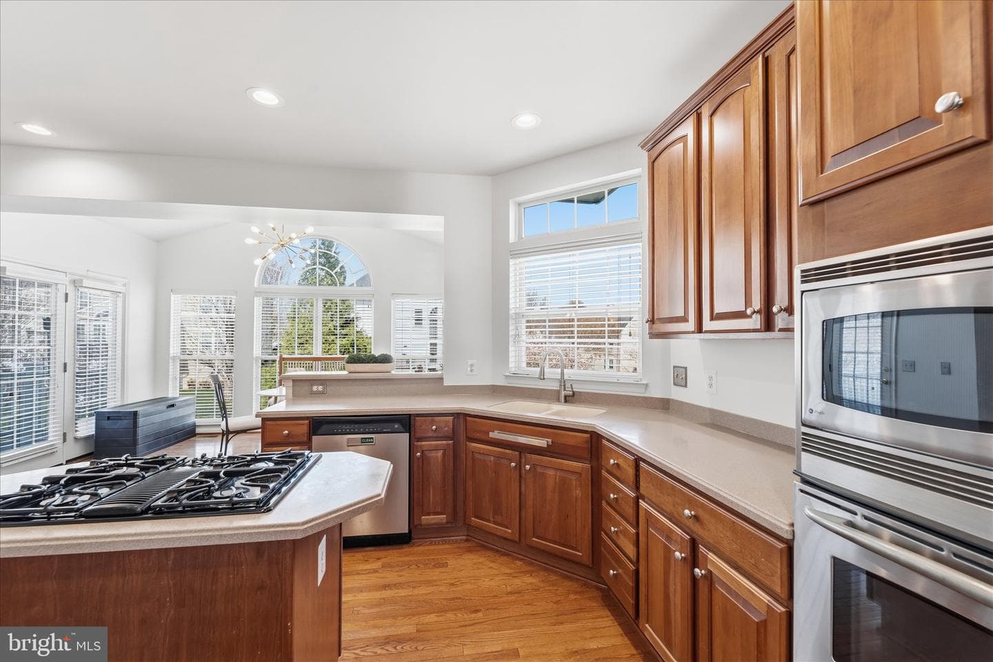 6741 Edgartown Way photo 13