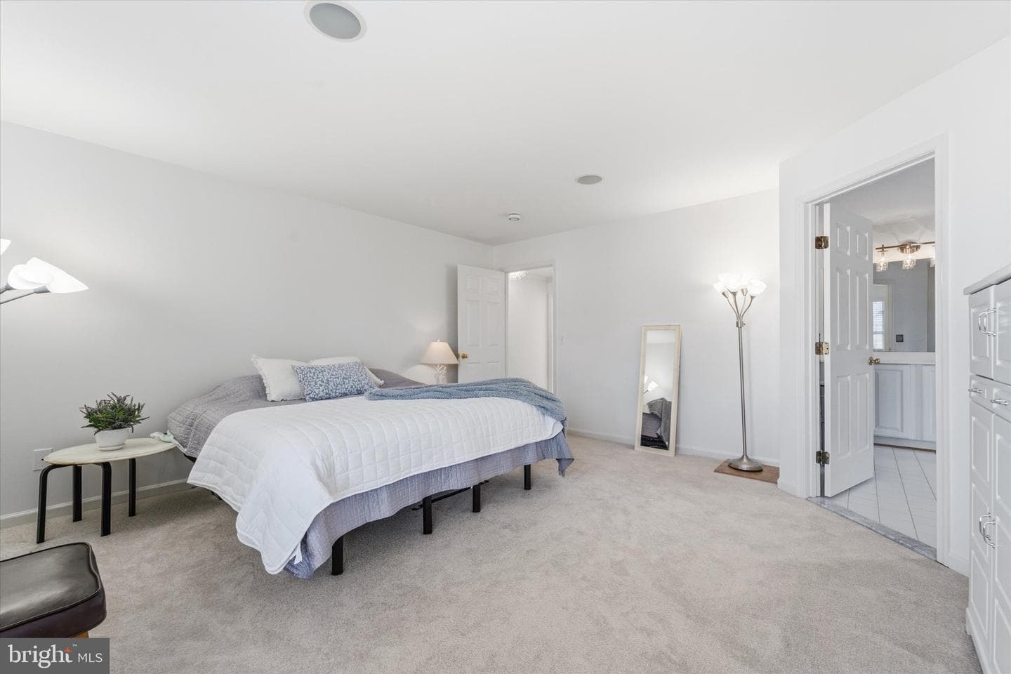 6741 Edgartown Way photo 18