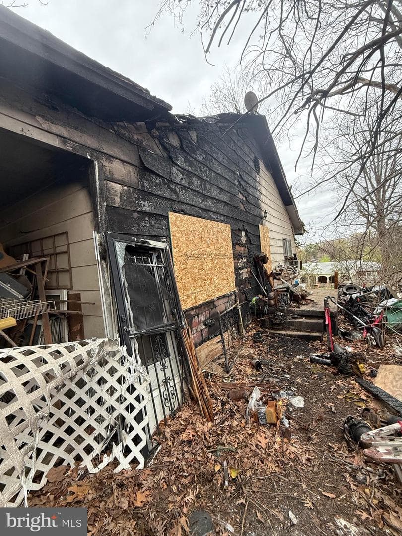 18519 Triangle Street photo 4