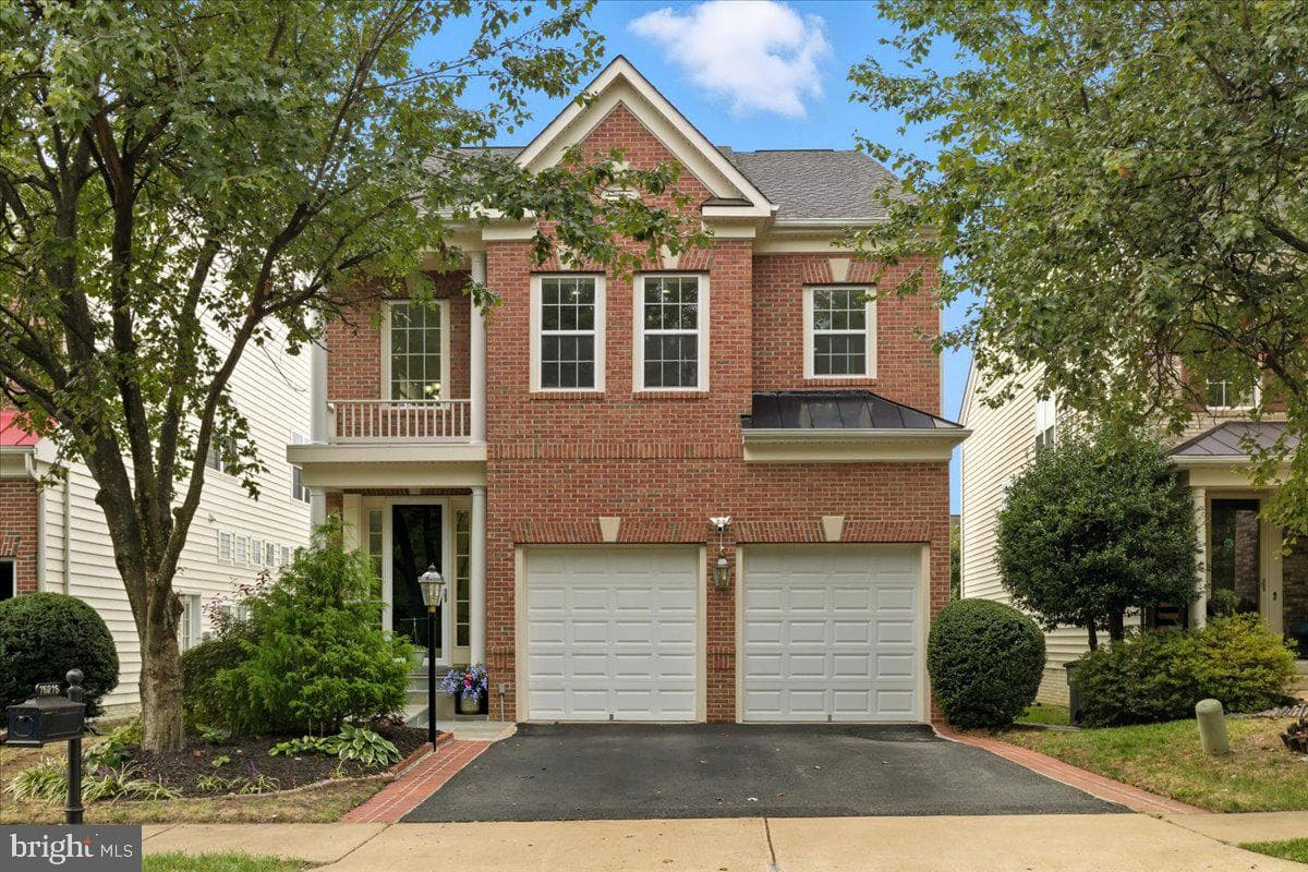 16216 Radburn Street photo 2