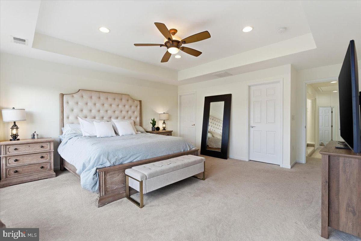 16216 Radburn Street photo 24