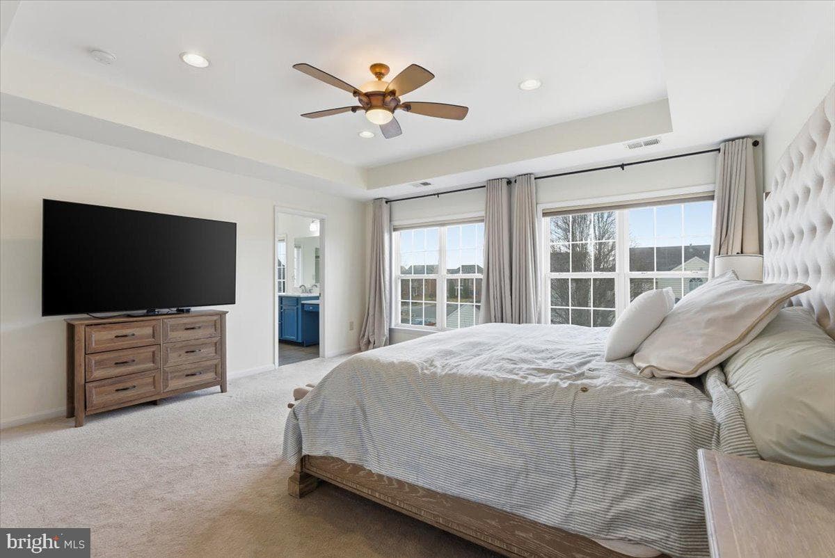 16216 Radburn Street photo 25
