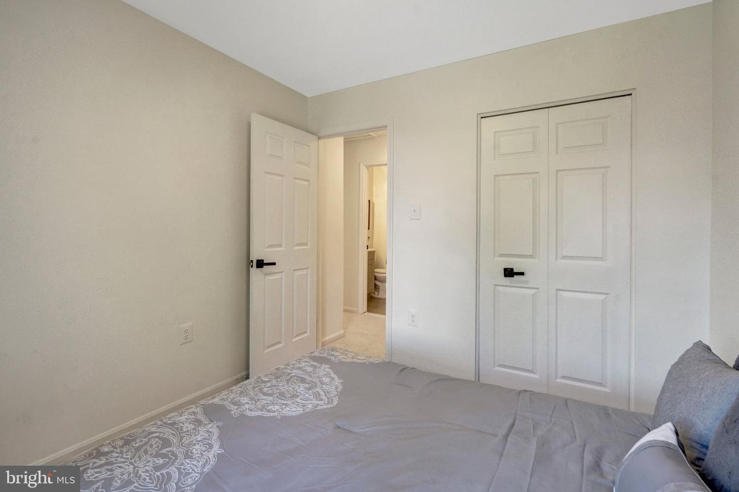 10278 Jamaica Lane photo 38
