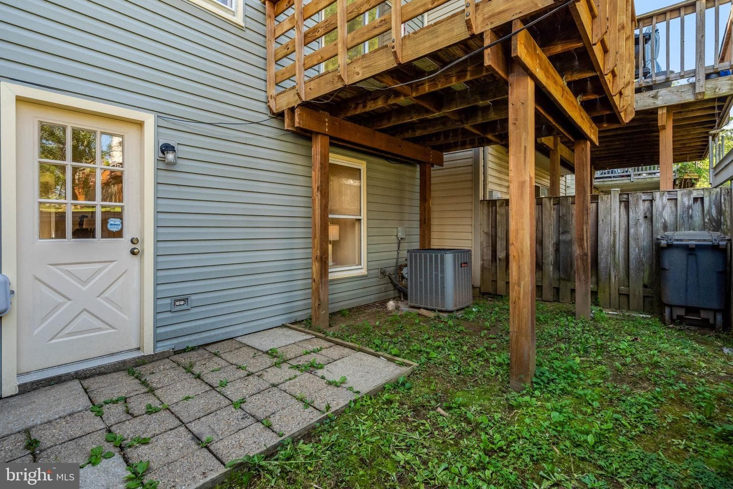 10278 Jamaica Lane photo 40