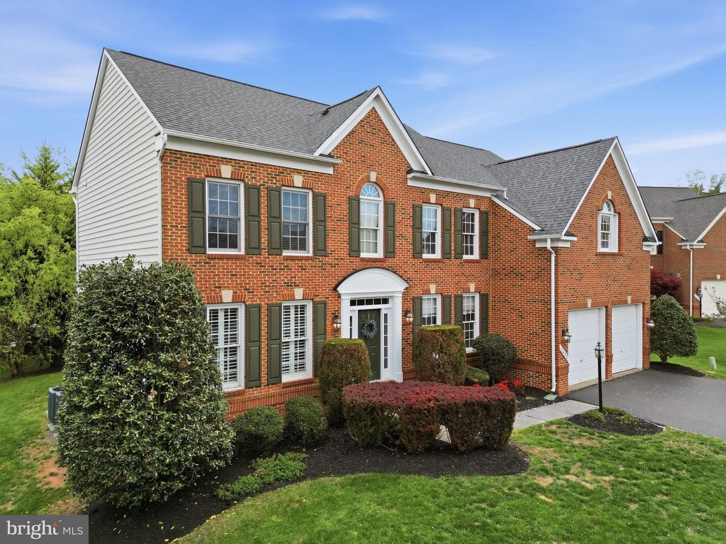 5422 Sherman Oaks Court photo 2