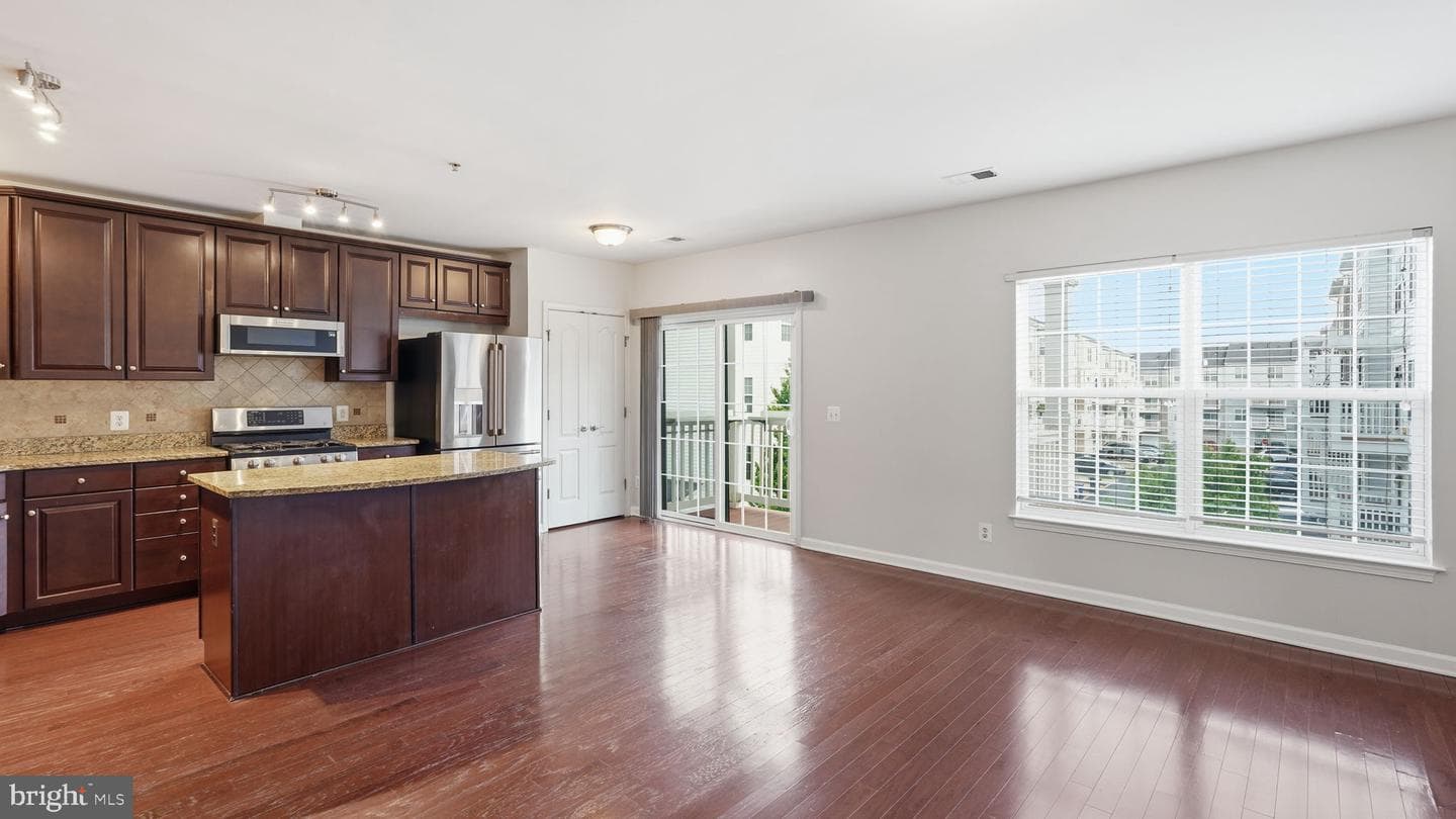15360 Kensington Park Drive photo 14