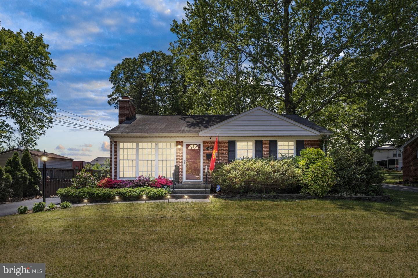 1603 Woodside Drive