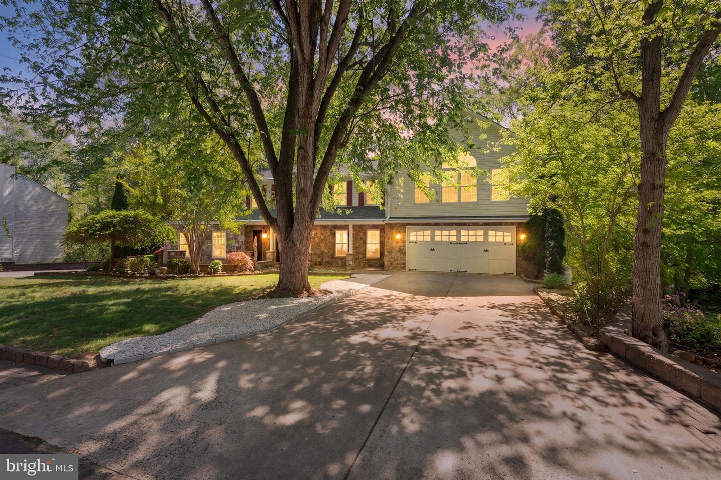 12522 Spring Drive photo 3