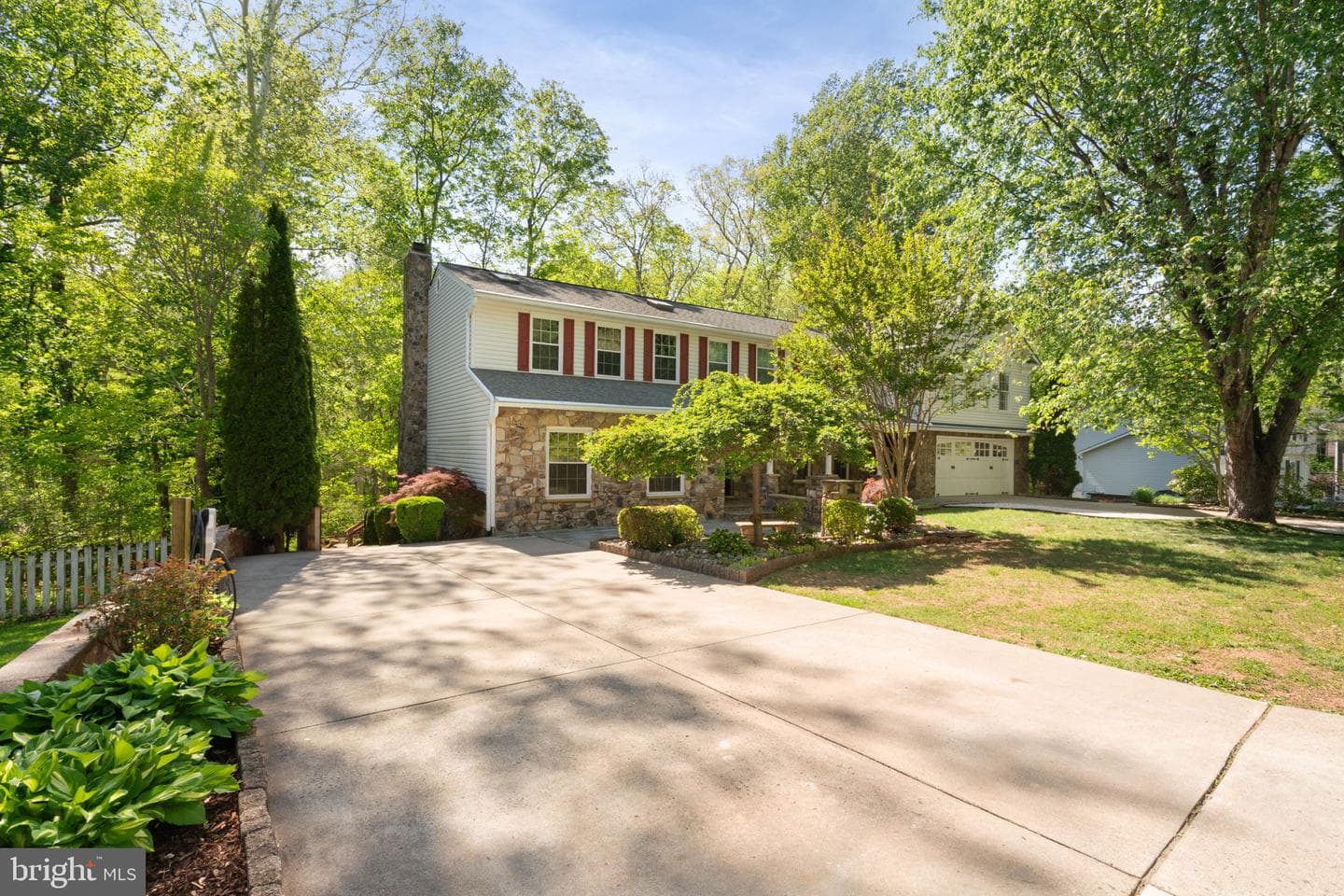 12522 Spring Drive photo 6