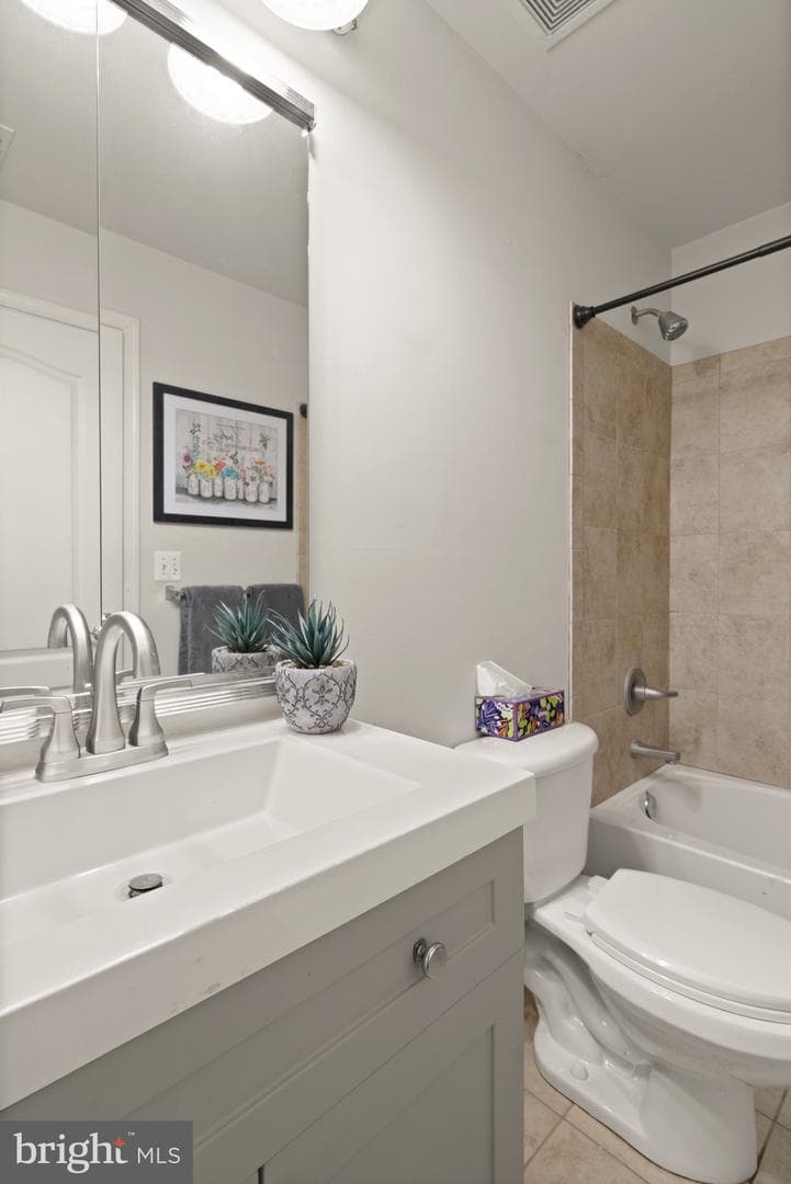 5652 Wheelwright Way photo 23