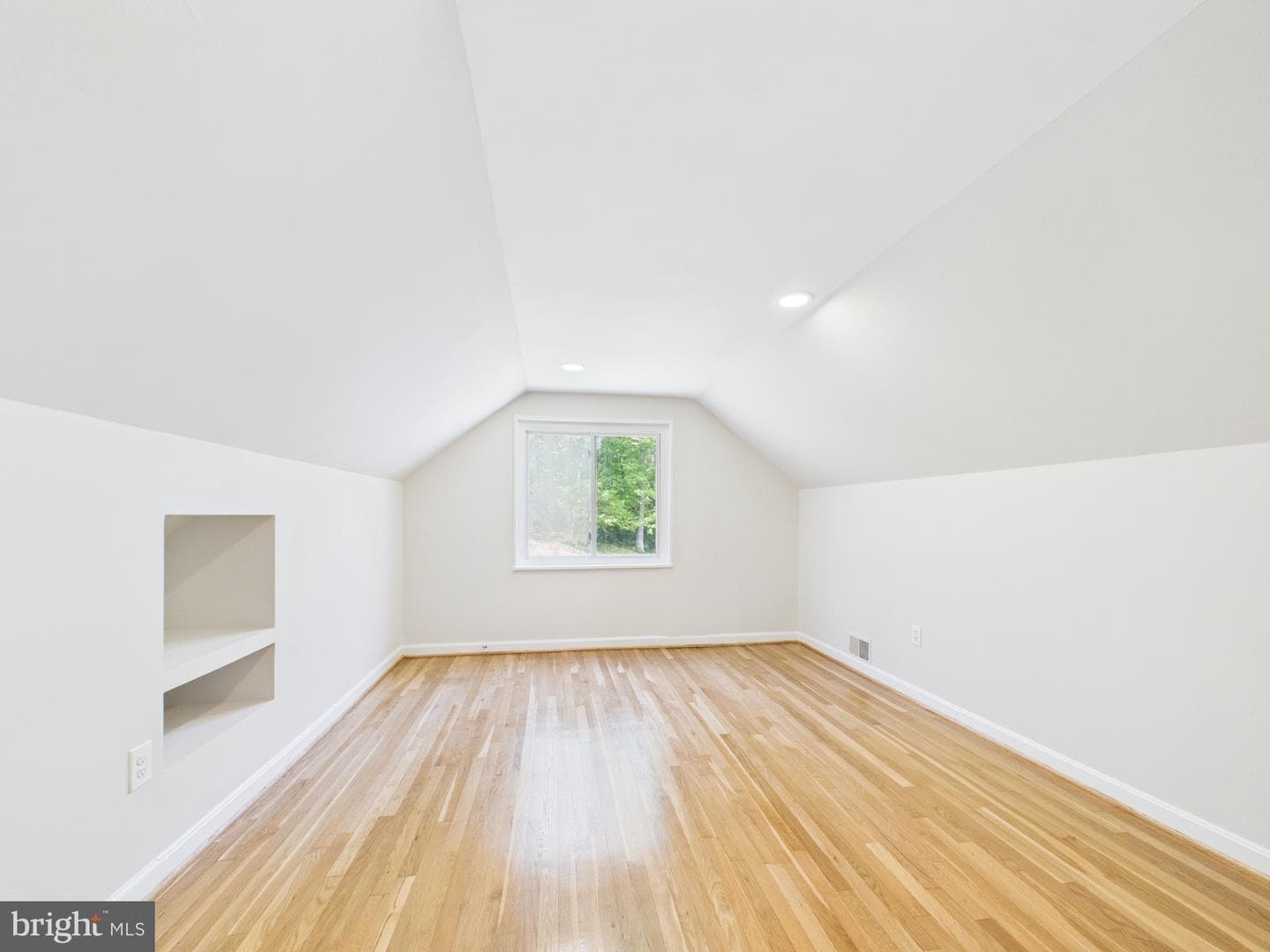 13202 Valley Drive photo 17