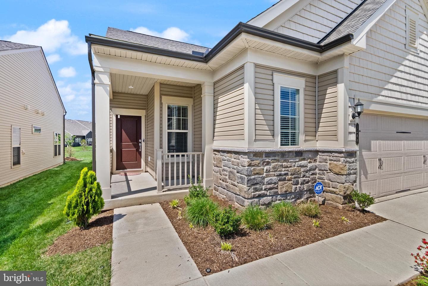 6248 Zinnia Lane photo 4