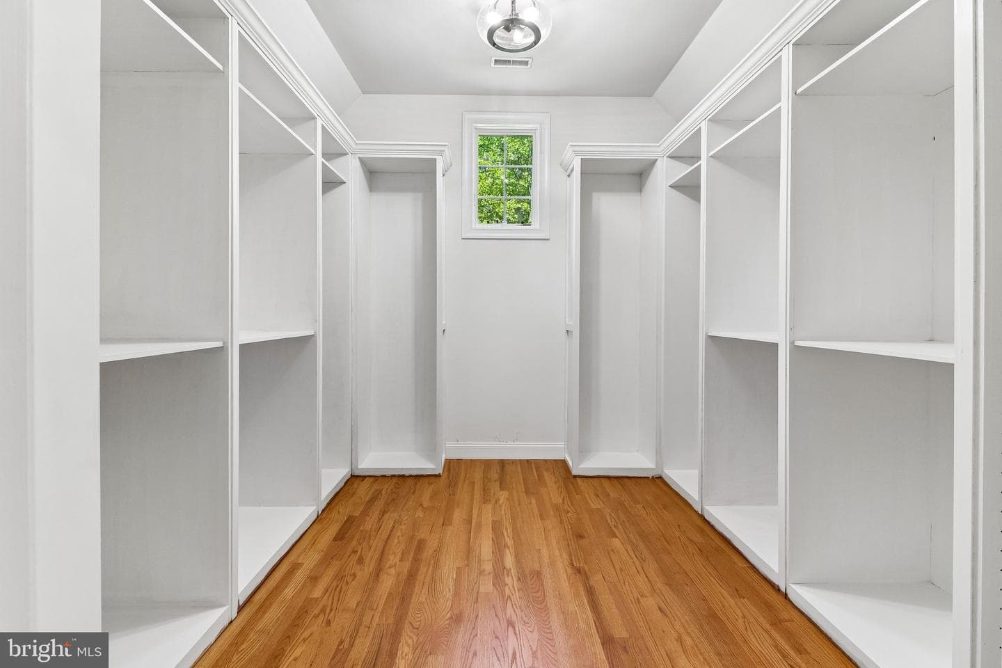 10649 Wolverine Court photo 37