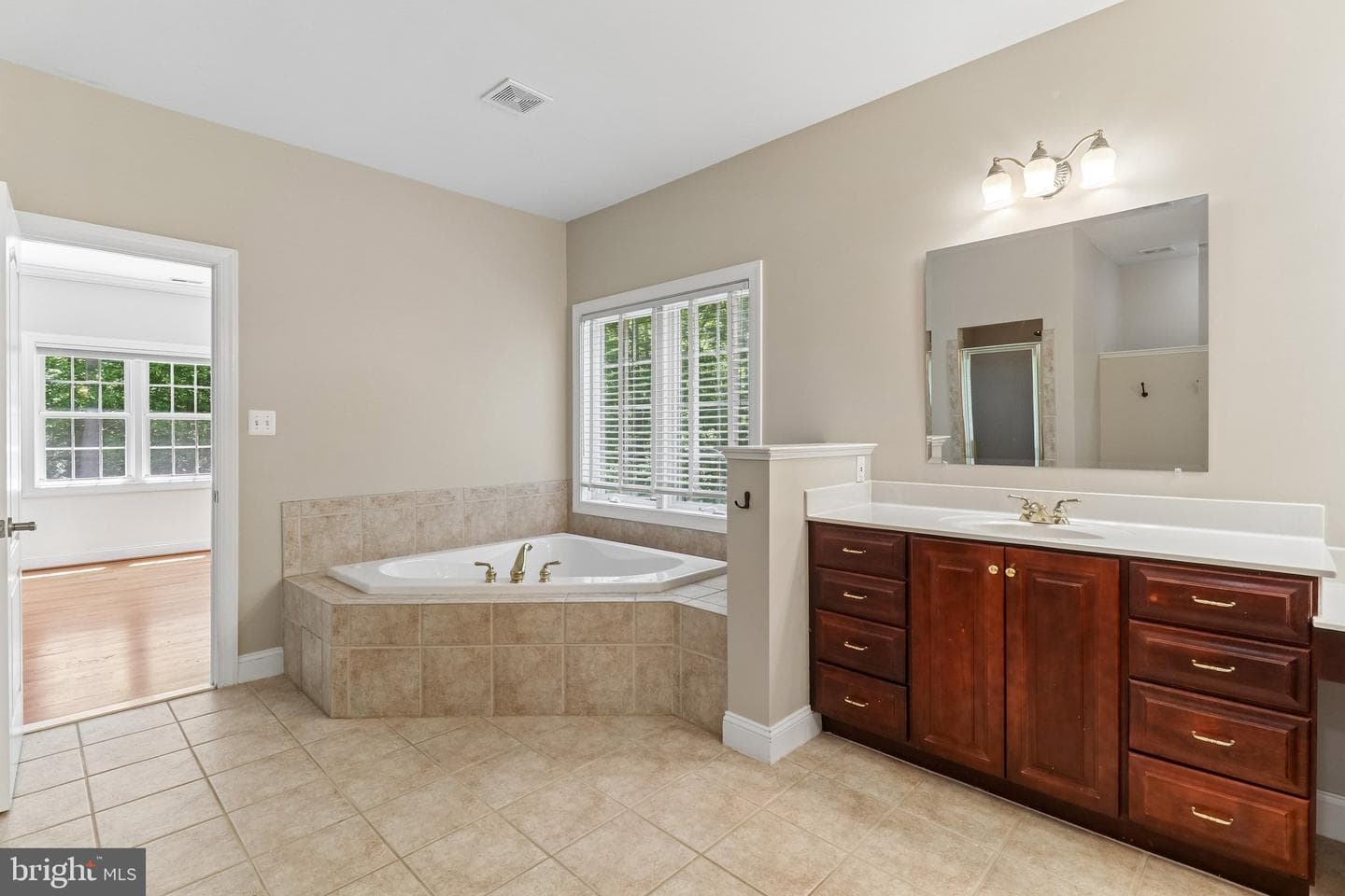 10649 Wolverine Court photo 38