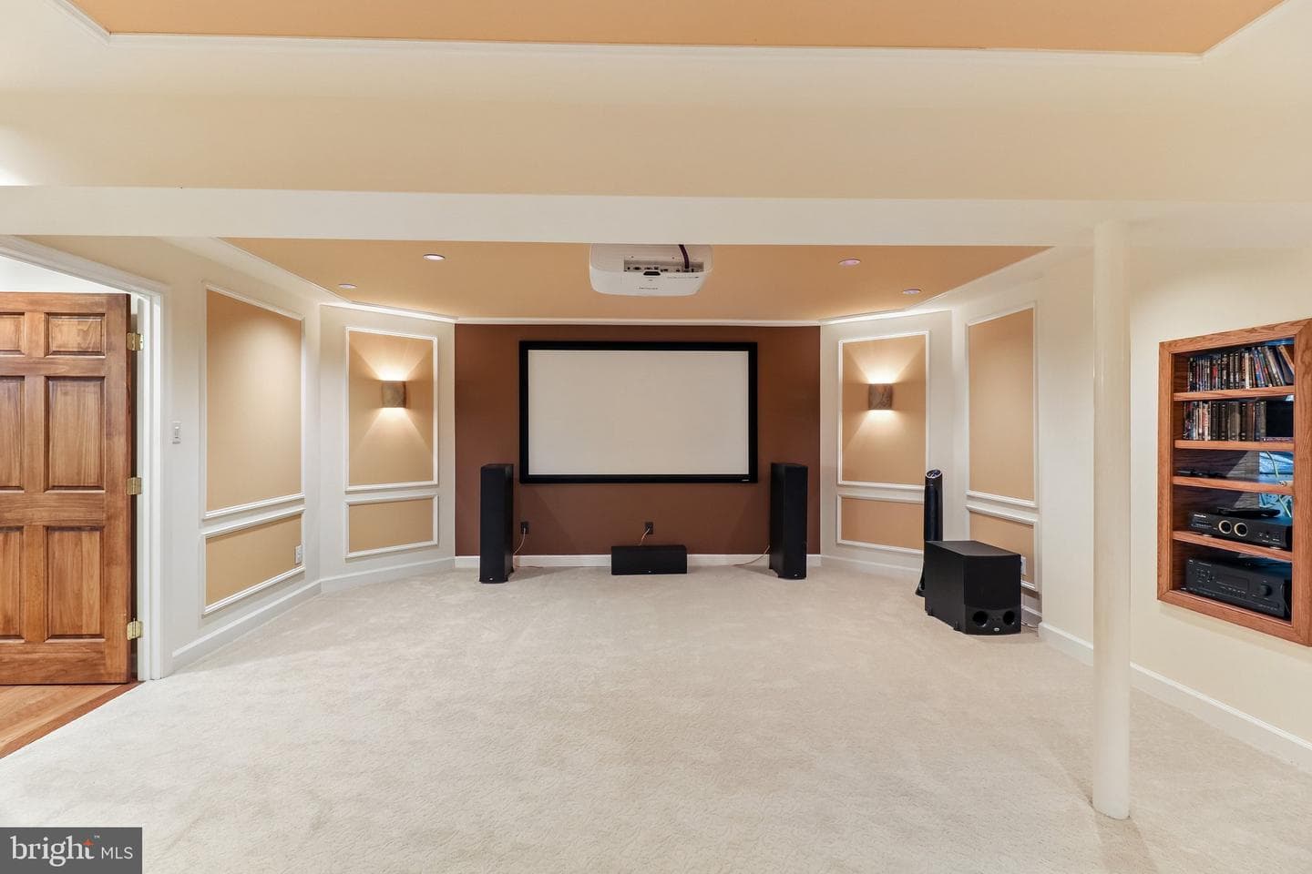 10649 Wolverine Court photo 57