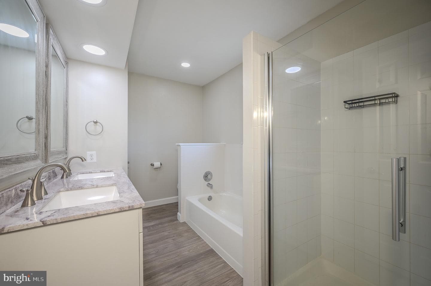 14719 Stratford Drive photo 18