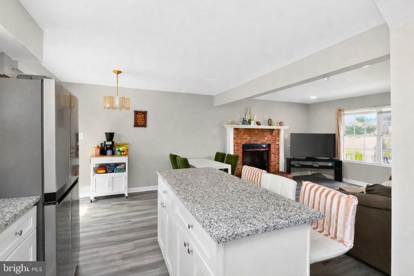 4788 Kelly Road photo 4