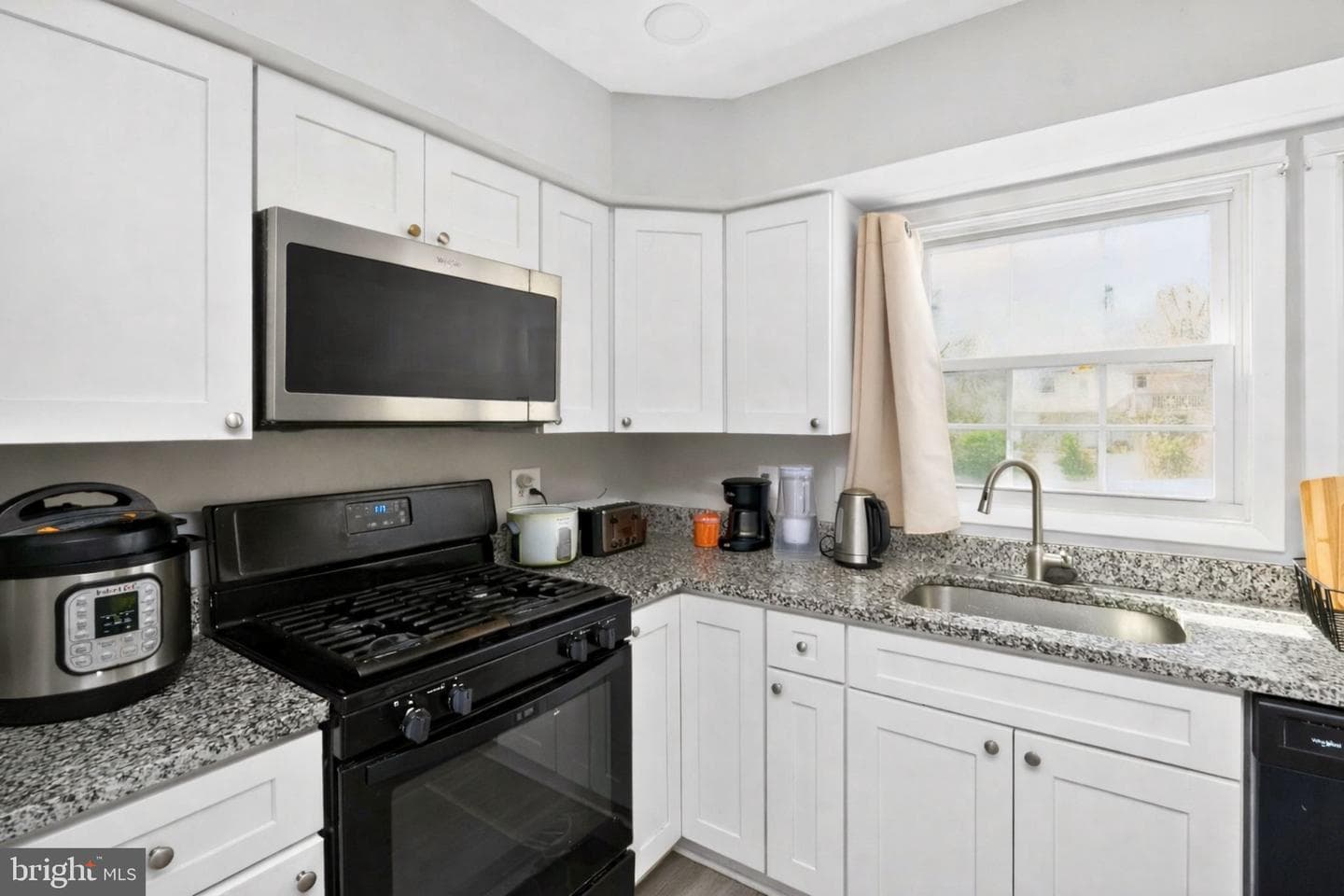 4788 Kelly Road photo 5