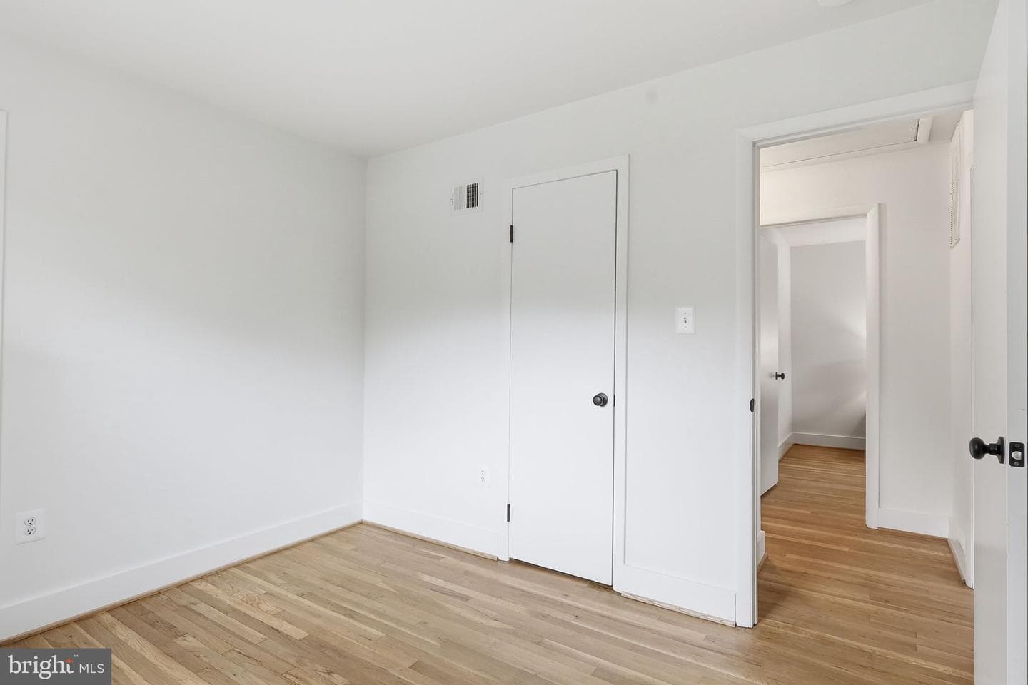 4423 Kenwood Drive photo 14