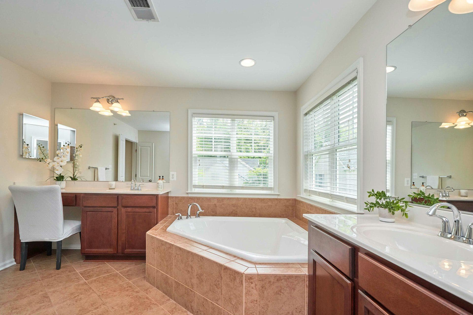 14330 Northbrook Lane photo 36