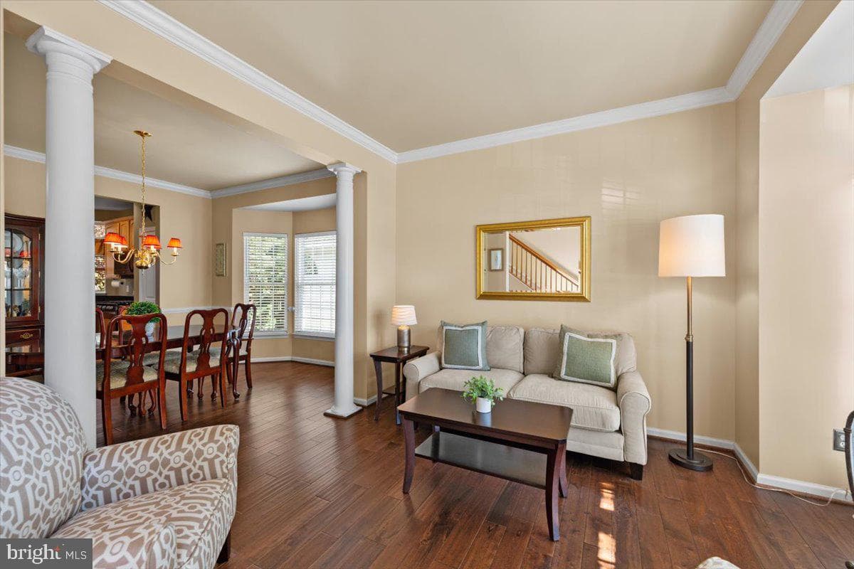 8140 Tillinghast Lane photo 5