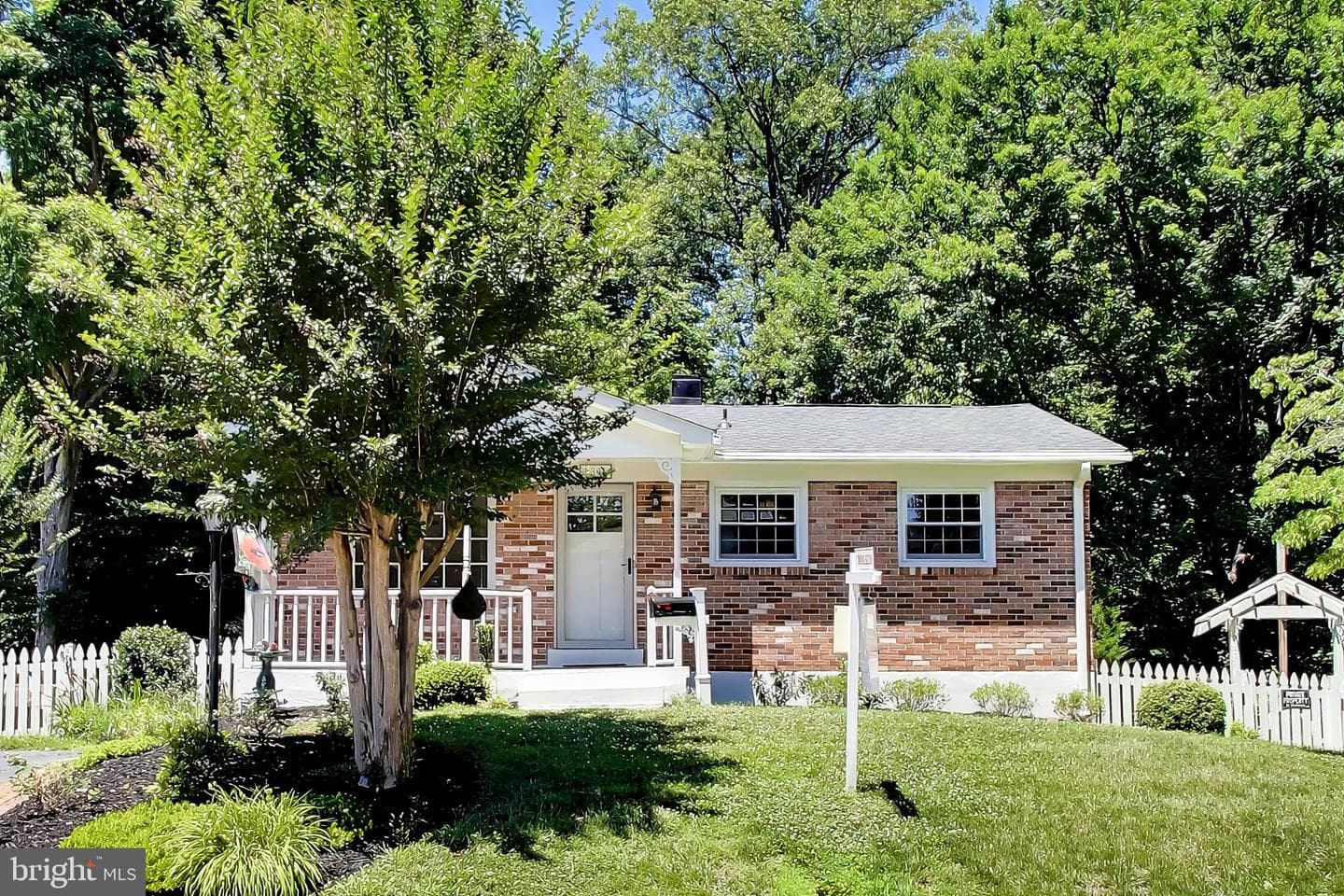 3806 Fortuna Ct photo 2