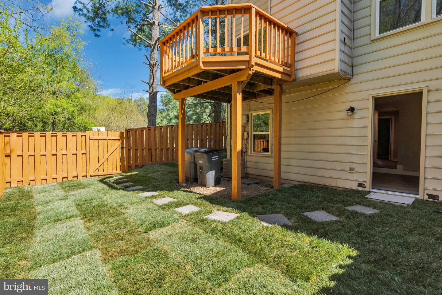 1700 Wigglesworth Way photo 36