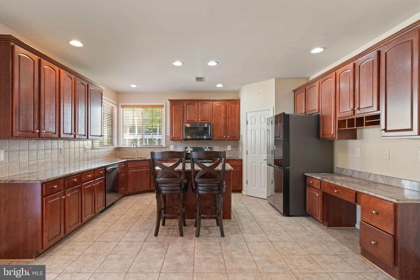 5072 Two Chimneys Court photo 11