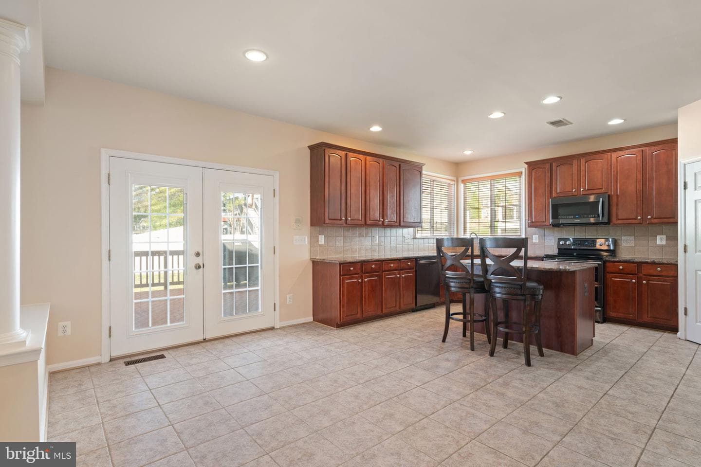 5072 Two Chimneys Court photo 15